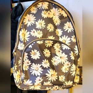 Daisy backpack super cute